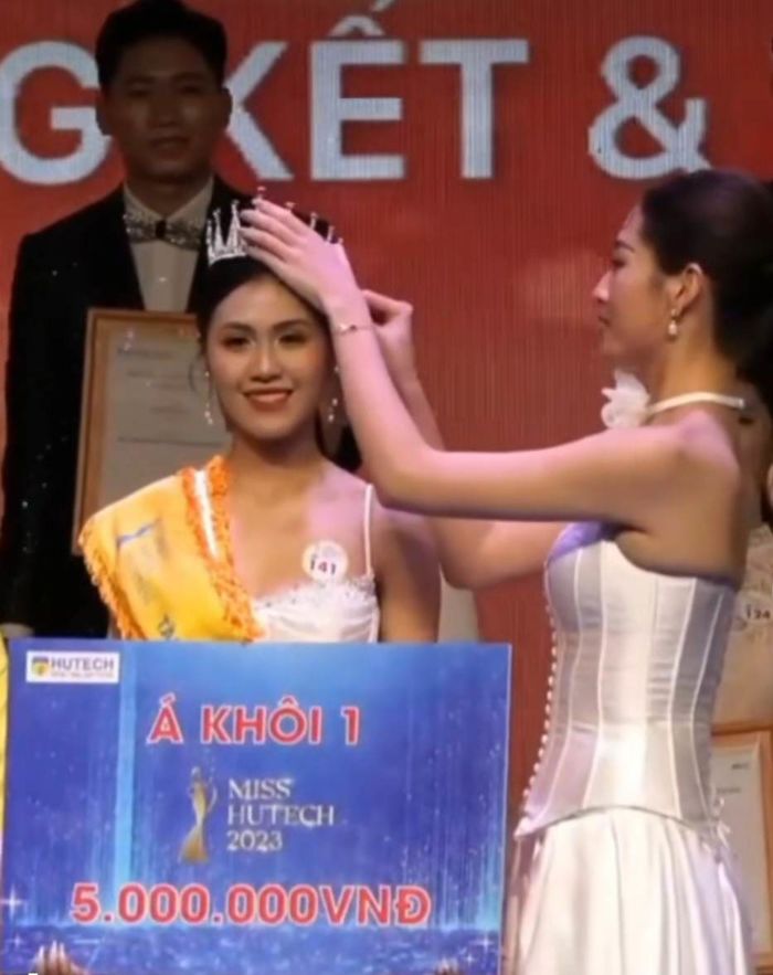 Ảnh hot sao Việt 11/3: Trấn Thành khoe khán giả Mỹ ủng hộ Nhà Bà Nữ