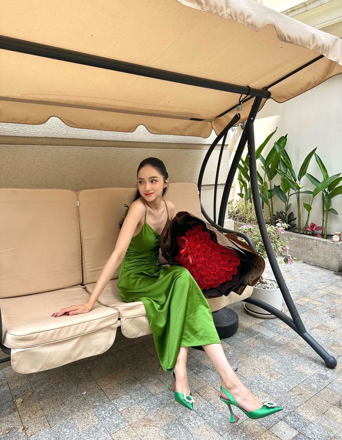 Ảnh hot sao Việt 17/3: Top 3 Hoa hậu Thế giới Việt Nam 2022 về Cần Thơ