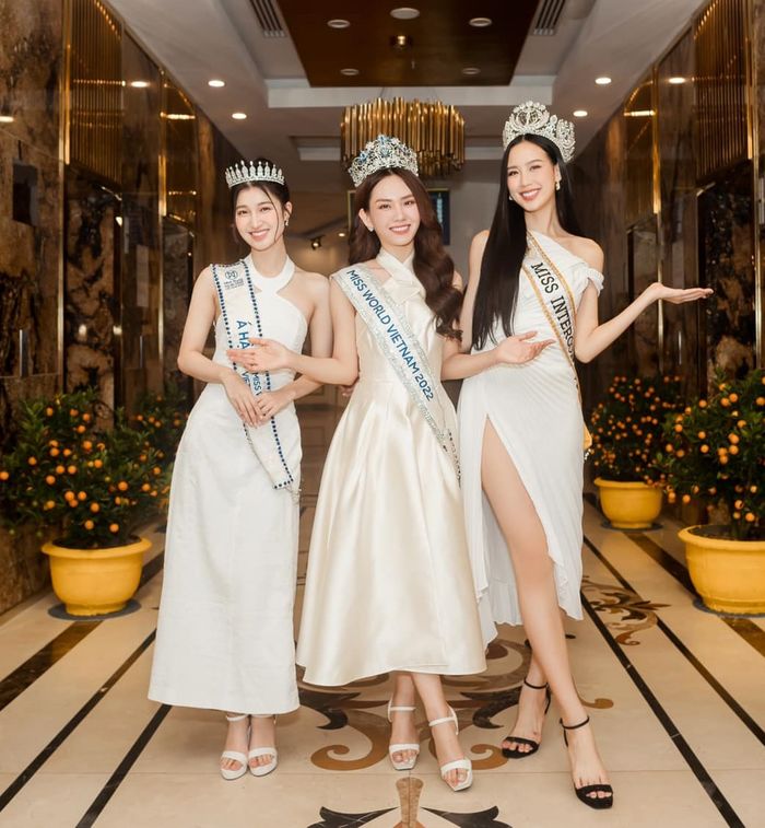 Cao 1m85, Bảo Ngọc khổ lắm chứ đùa: Đứng với ai cũng tạo khoảng cách