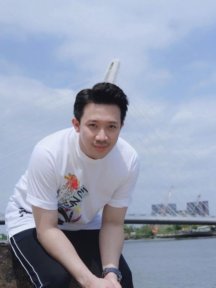 Clip Trường Giang khóc ở show hot trở lại, khán giả gọi tên Trấn Thành