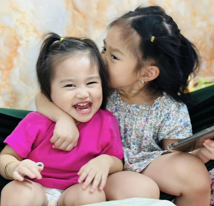 Con gái Dương Lâm tí tuổi ra dẻ y ba: Gia tài rổ kẹp chấn động