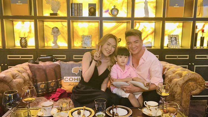 Mr. Đàm đưa con gặp gỡ dàn sao Việt, Polo bẽn lẽn khi Mỹ Tâm cưng nựng