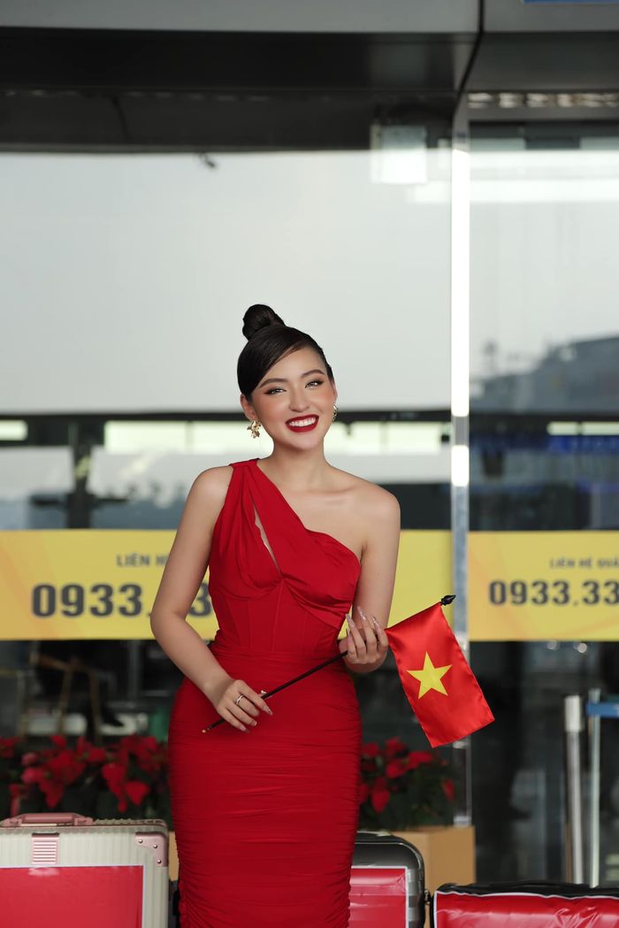 Fan sắc đẹp kêu trời khi Trần Thanh Tâm được gán danh hiệu “Hoa hậu”