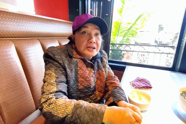 Gia đình nghệ sĩ Hồng Nga mệt mỏi vì bị các YouTuber làm phiền