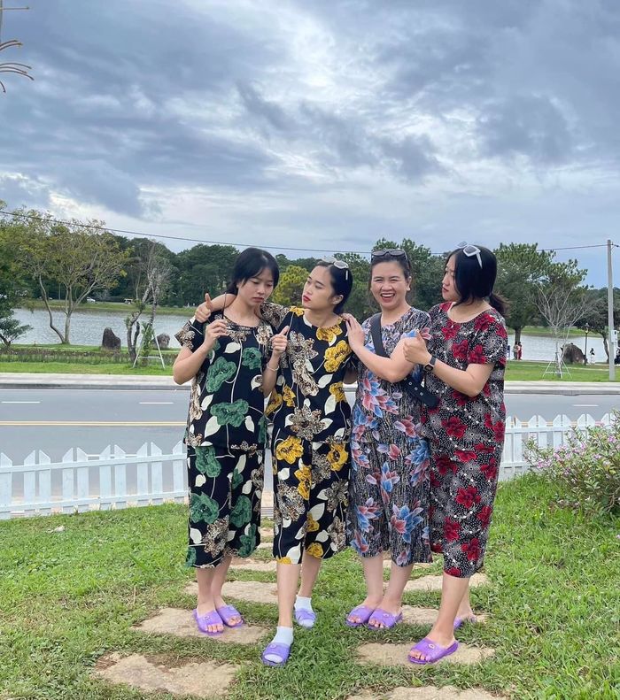 Gợi ý outfit đi du lịch Đà Lạt cho hội chị em sợ đụng hàng