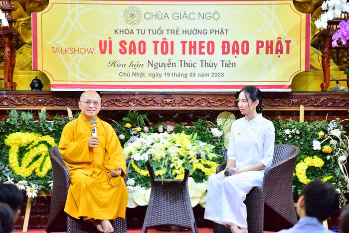Từng muốn rời bỏ thế gian, Thùy Tiên ngộ ra nhờ tìm về cửa Phật