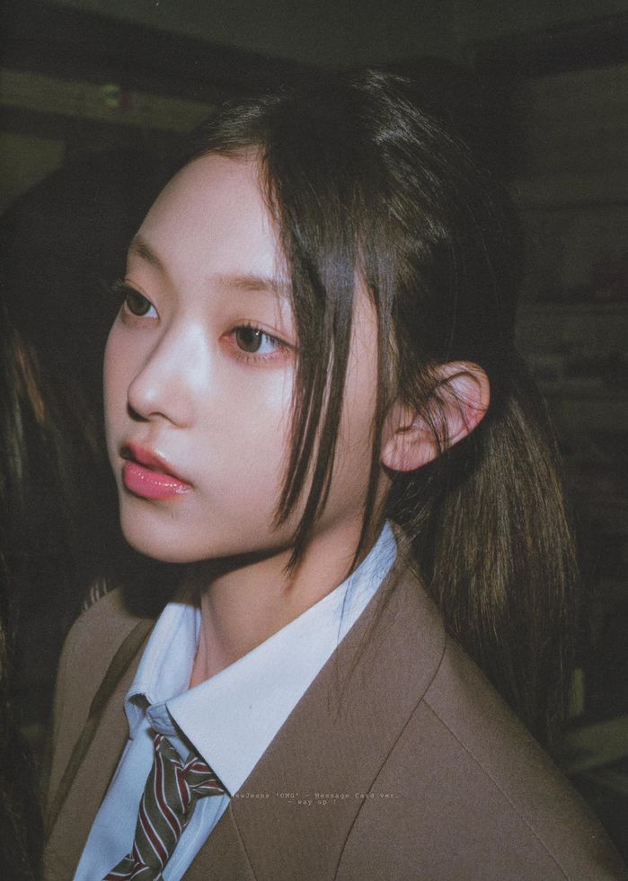 Idol Kpop có visual hot rần rần MXH: Ảnh nhá hàng MV của Jisoo xịn đét