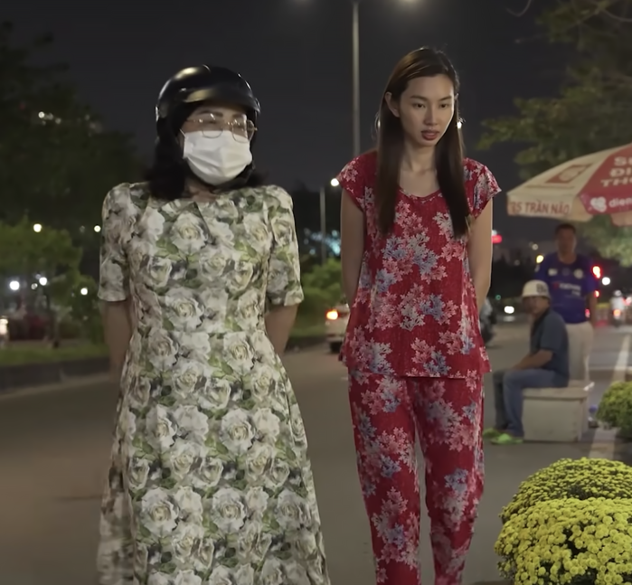 Khi Hoa hậu mặc đồ bộ giản dị: Người đẹp mặc gì cũng đẹp