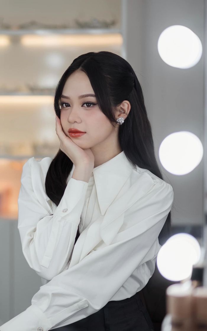 Trau chuốt make up, chánh cung Thanh Thủy có thần thái Hoa hậu hẳn