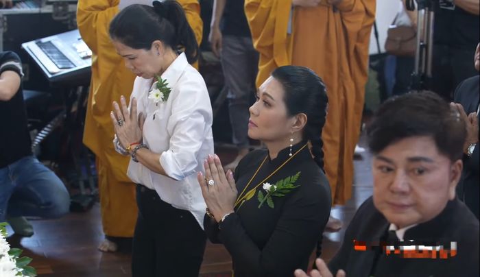 Lễ tưởng niệm NSND Diệp Lang tại Việt Nam: Trang nghiêm, thanh tịnh