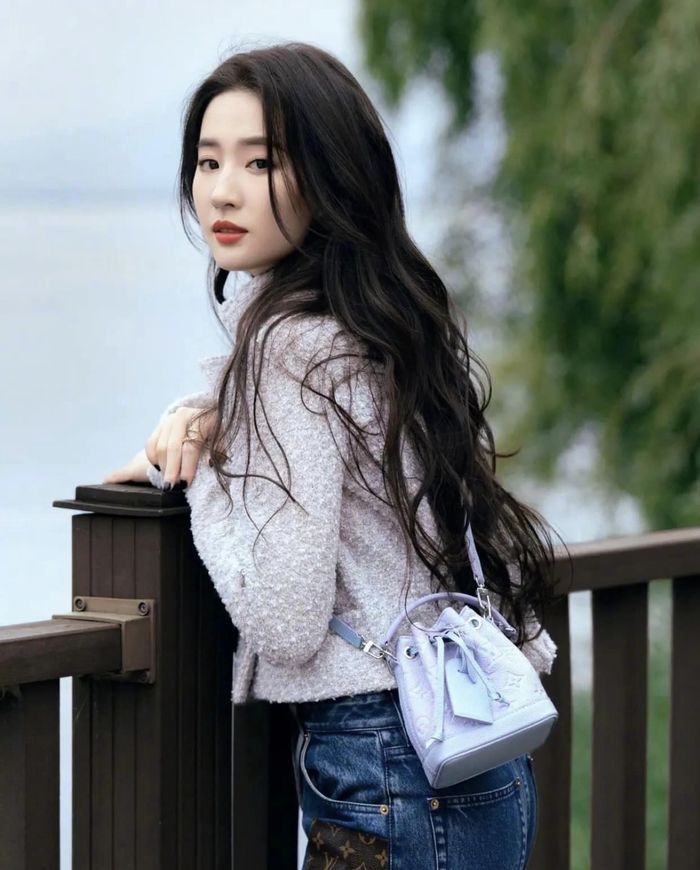 Diệc Phi lấn lướt sao châu Á, đứng kế mỹ nữ phương Tây lại thua đau