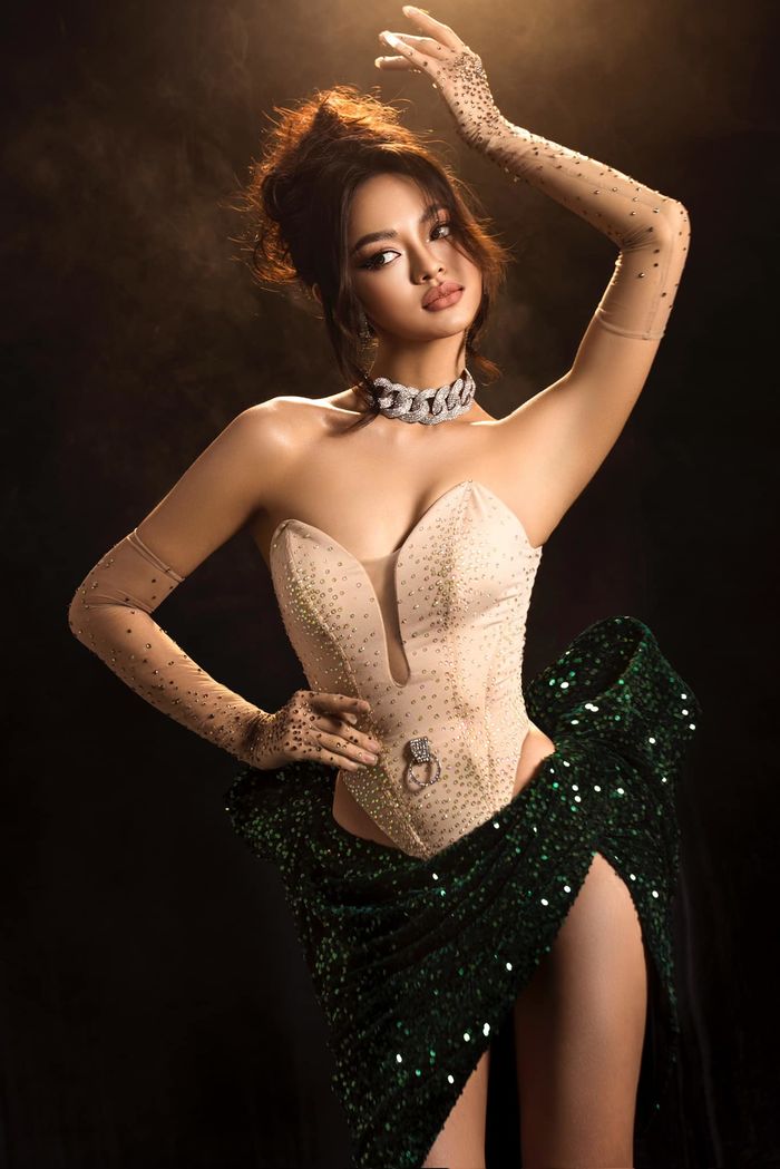 Mai Ngô thay đổi ngoạn mục, đến Hương Giang cũng phải khen