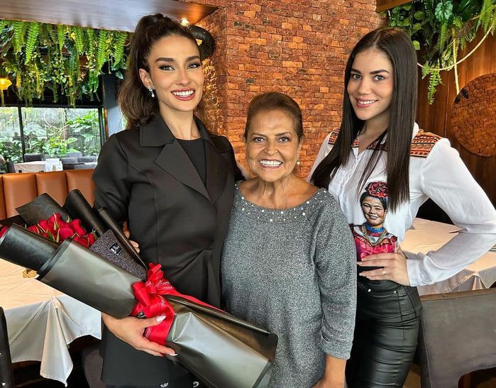 Top 3 Miss Charm 2023 Hoa H u Luma Russo n Bolivia Ch m Thi S c p