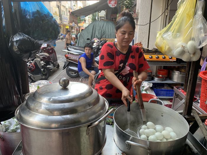 Những quán ăn trứ danh TP.HCM vì buôn bán nhỏ, nuôi con làm việc lớn