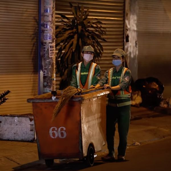 Thuỳ Tiên bất ổn: Bán hoa thì ế, làm lao công thì bị rác vào mặt