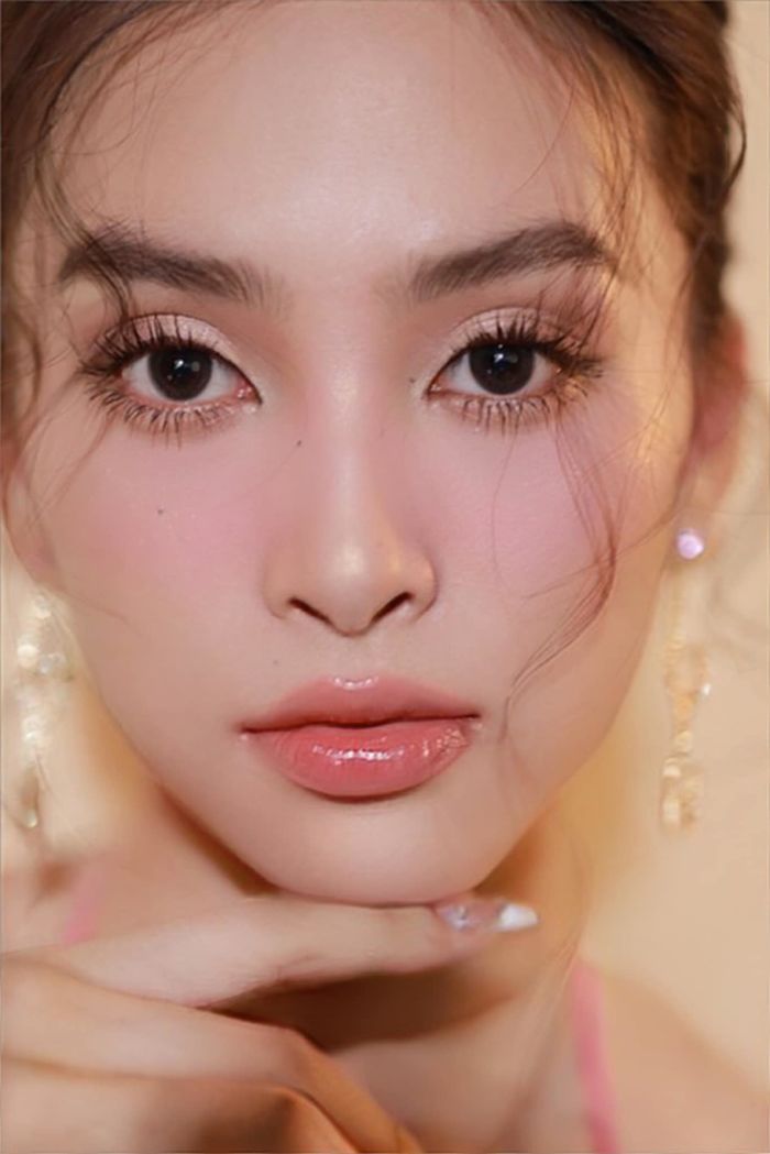 Tiểu Vy chăm mặc bạo: Best Face đã đành còn nhăm nhe làm Best Body