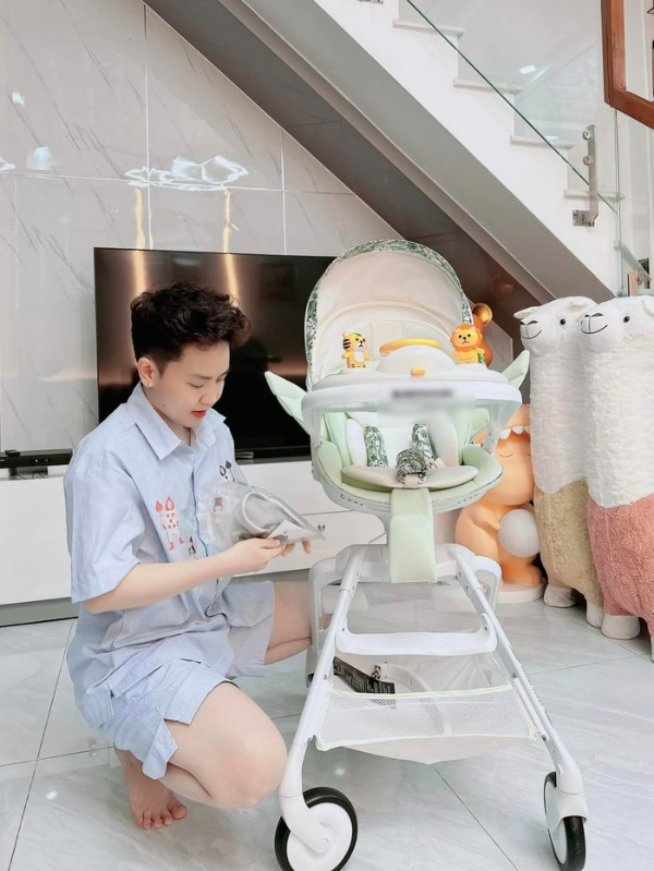 Tìm con gian nan, Múi Xù khoe ảnh công chúa đầu lòng trong niềm vỡ òa