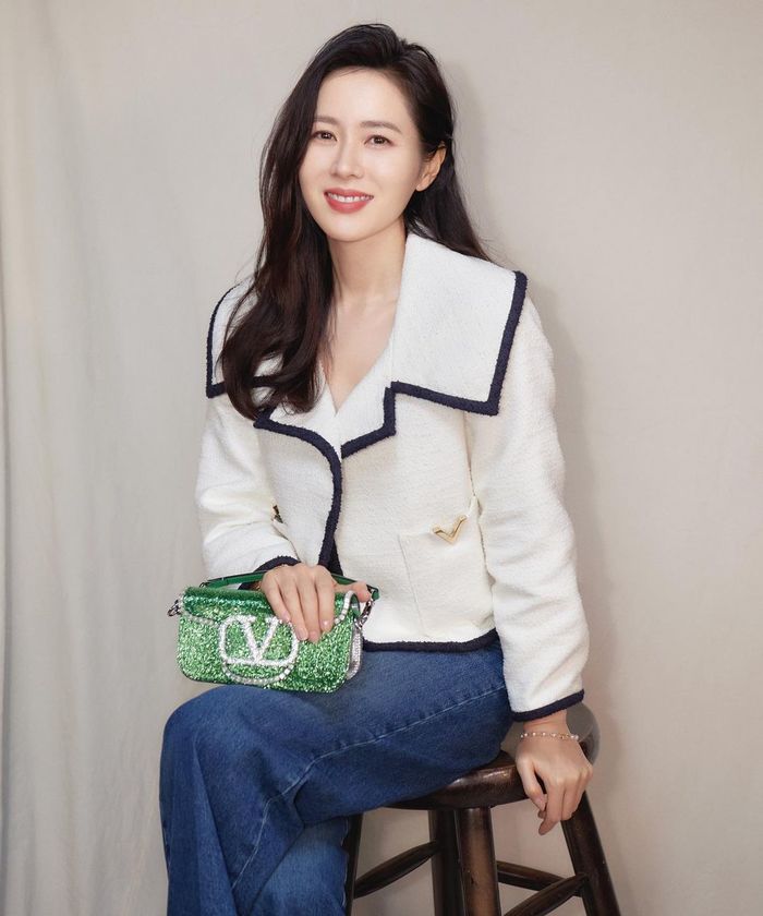 Son Ye Jin đăng ảnh kỷ niệm 1 năm ngày cưới Hyun Bin: Ly hôn đâu ra