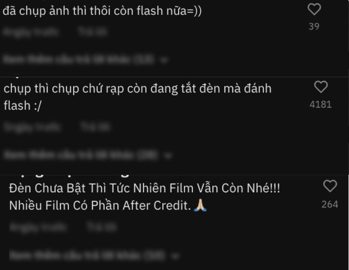 Tranh cãi trào lưu chụp ảnh check-in với màn hình kết phim