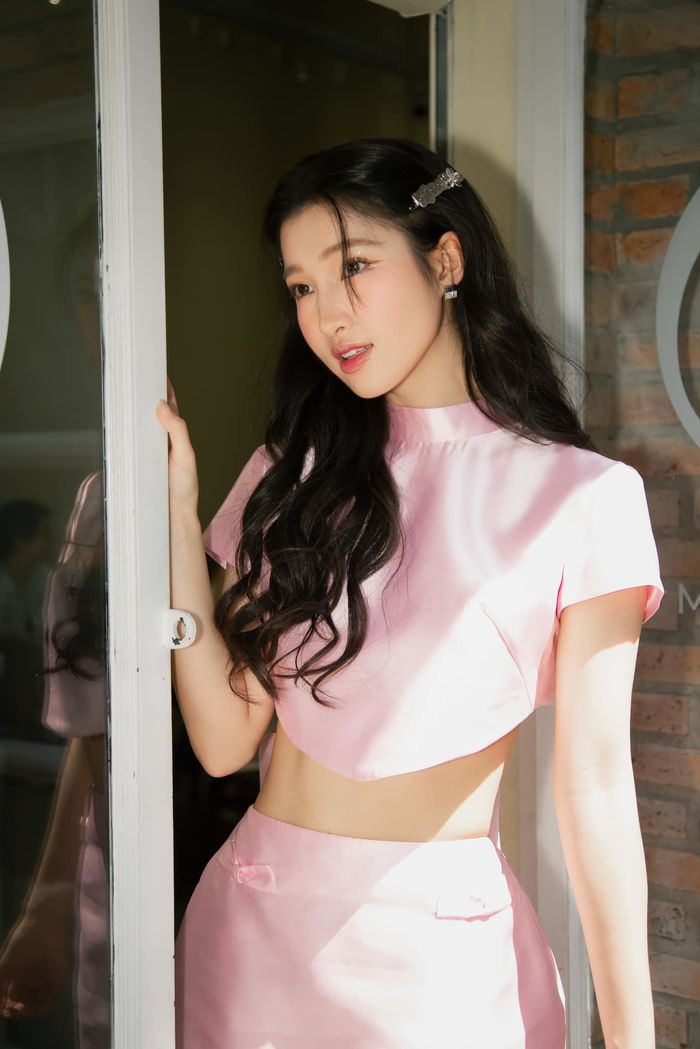 Từng bị mỉa mai “bỏ học”, Phương Nhi hé lộ điểm tốt nghiệp xuất sắc