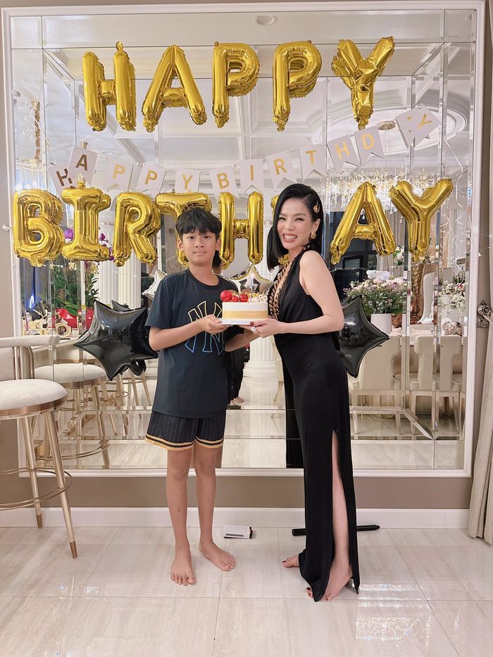 Ảnh hot sao Việt 4/4: Lương Thùy Linh đọ sắc Miss Grand International