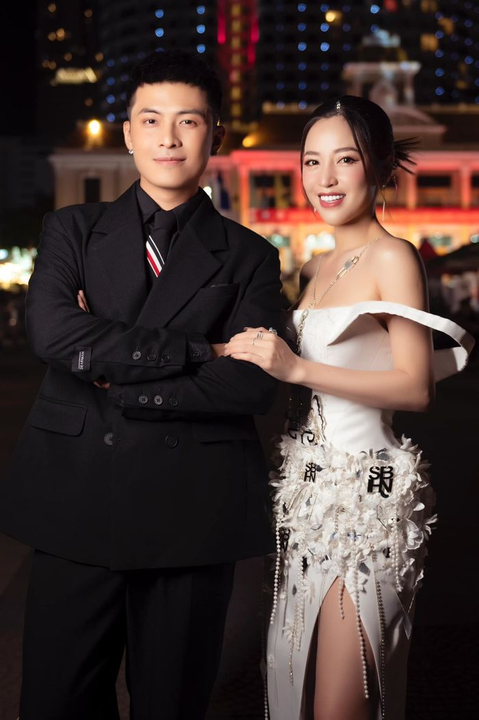 Ảnh hot sao Việt 5/4: Kiều Loan đích thị cây vàng, lá kim cương