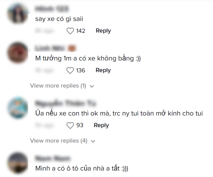 Bạn gái đòi mở kính ô tô vì say xe, chàng trai muốn bỏ chạy