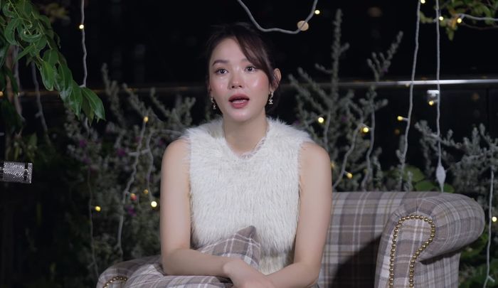 Bé Heo Minh Hằng bầu bí con đầu lòng chỉ bị nghén ngủ