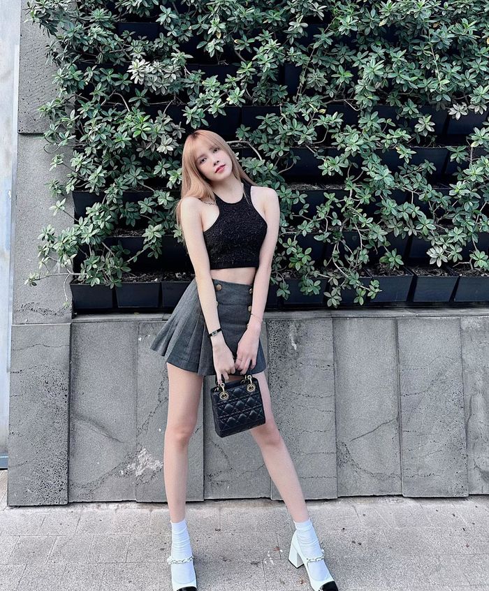 Bị khịa không xứng là gái ngoan, Thiều Bảo Trâm thẳng thừng đáp trả