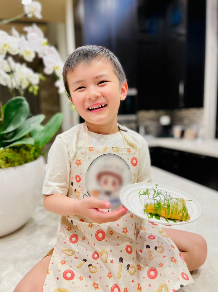 Đẳng cấp con trai Đan Trường: Tí tuổi đã đi xem đất xây nhà với mẹ