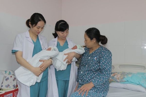 Người phụ nữ U60 vẫn sinh con bằng phương pháp tự nhiên