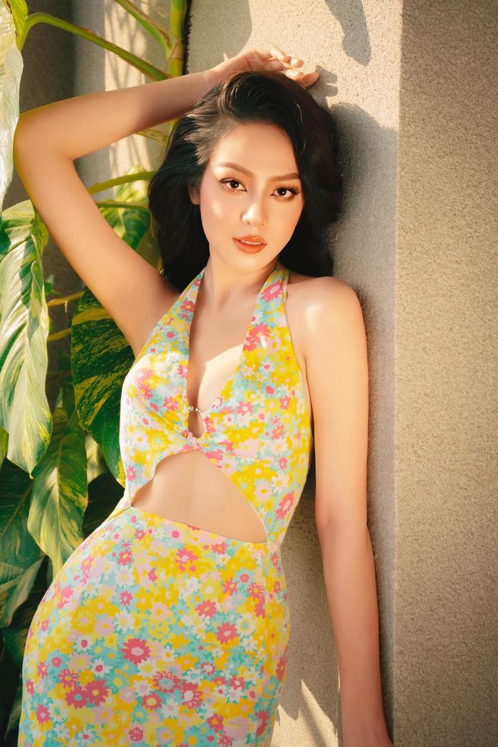 Hoa hậu Thanh Thuỷ thay đổi phong cách thời trang hậu thẩm mỹ