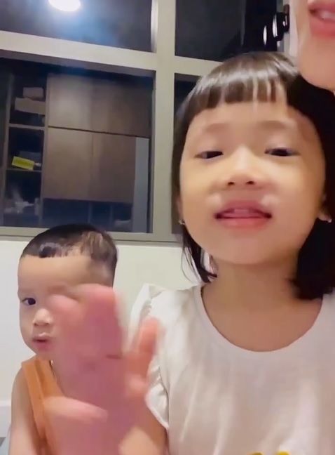 “Hot girl Tây Hồ” nhà Justatee: 4 tuổi debut làng nhạc Việt
