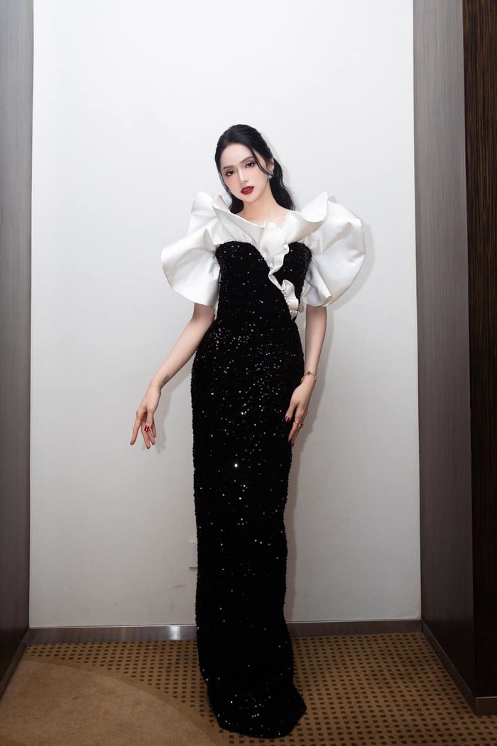 Miss International Queen VN bị xử lý: Vì Hương Giang cố đấm ăn xôi