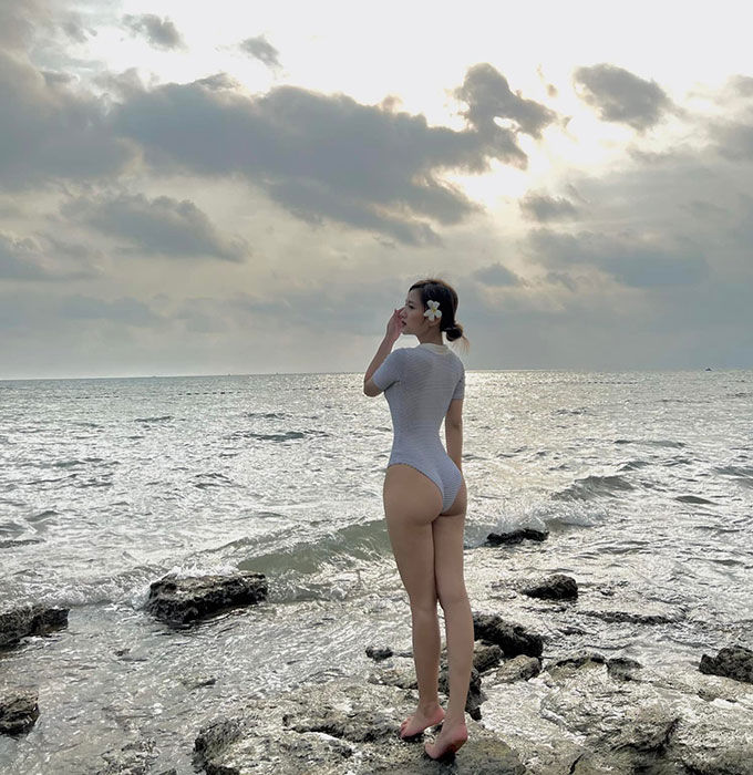 Nhan sắc ngọt ngào gây chú ý của bạn gái cũ tiền vệ tuyển Việt Nam