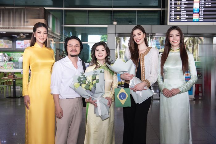 Miss Grand International 2022 sang Việt Nam: Diện áo dài xinh hết cỡ