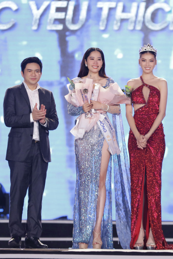 Sau 8 tháng thi Miss World Vietnam, Nam Em mới diện lại đồ tắm
