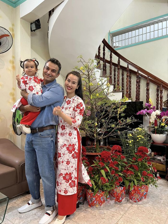 Từng bị phản bội chuyện tình cảm, Võ Hạ Trâm giờ được chồng Ấn bù đắp