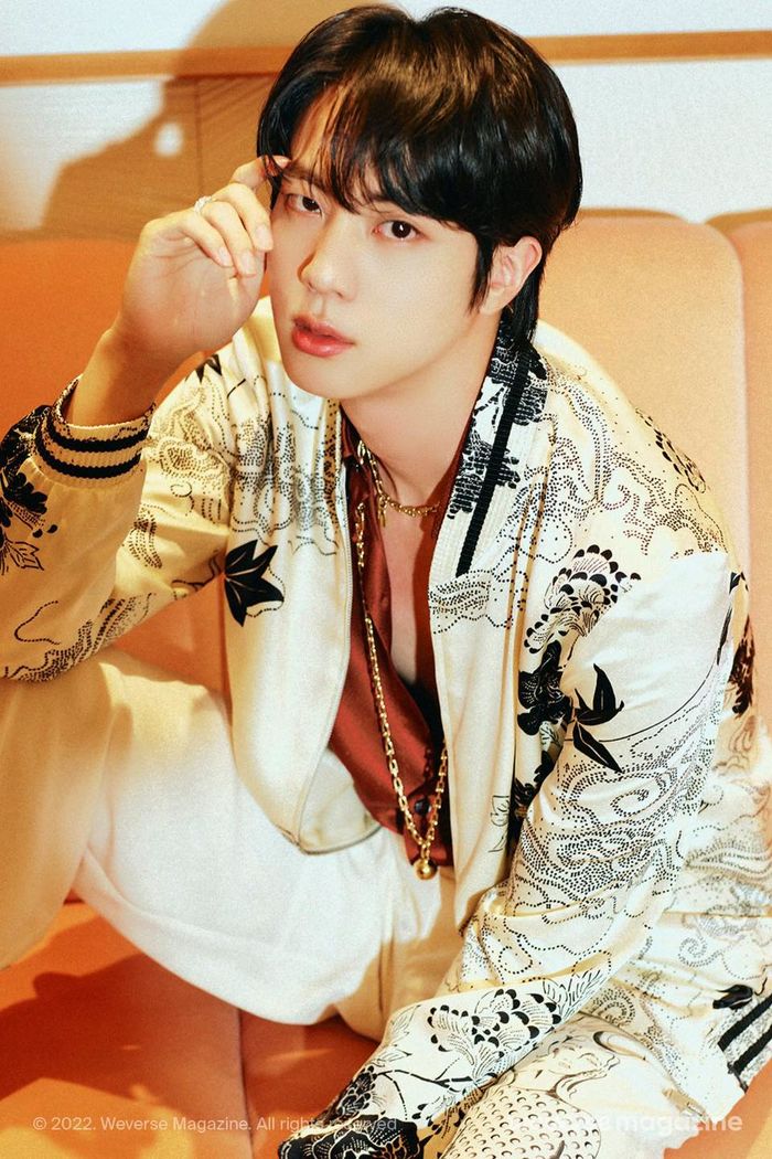 BTS out trình Kpop: Vừa đánh lẻ solo mà loạt brand xa xỉ để mắt rồi!