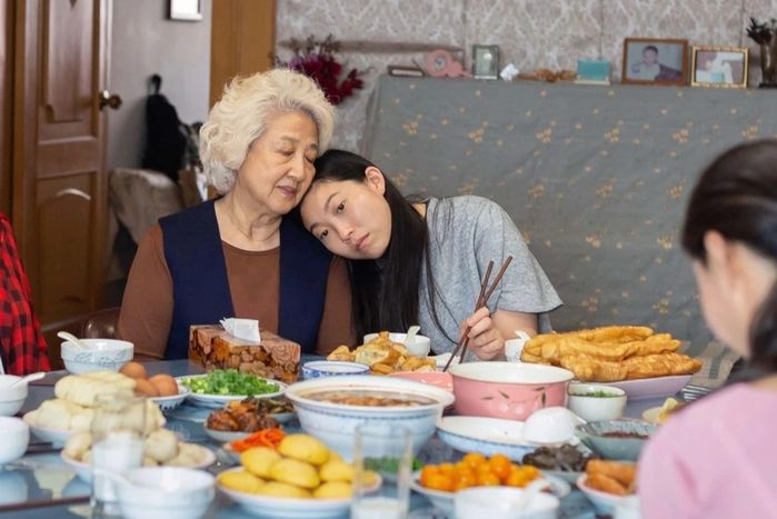 Trào lưu “làm con toàn thời gian”: Làm mệt thì nghỉ, ở nhà bố mẹ nuôi