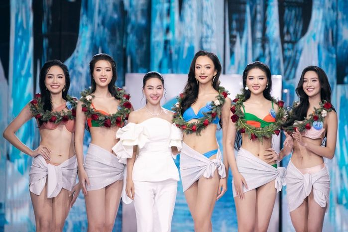 Sân khấu hình chữ X độc đáo của Vietnam Beauty Fashion Fest lần thứ 10