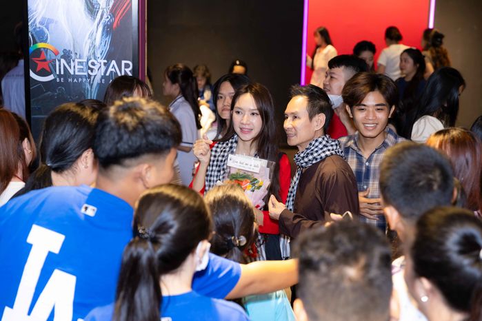 Lật mặt 8 của Lý Hải vỡ trận trong tình yêu của khán giả ở cinetour
