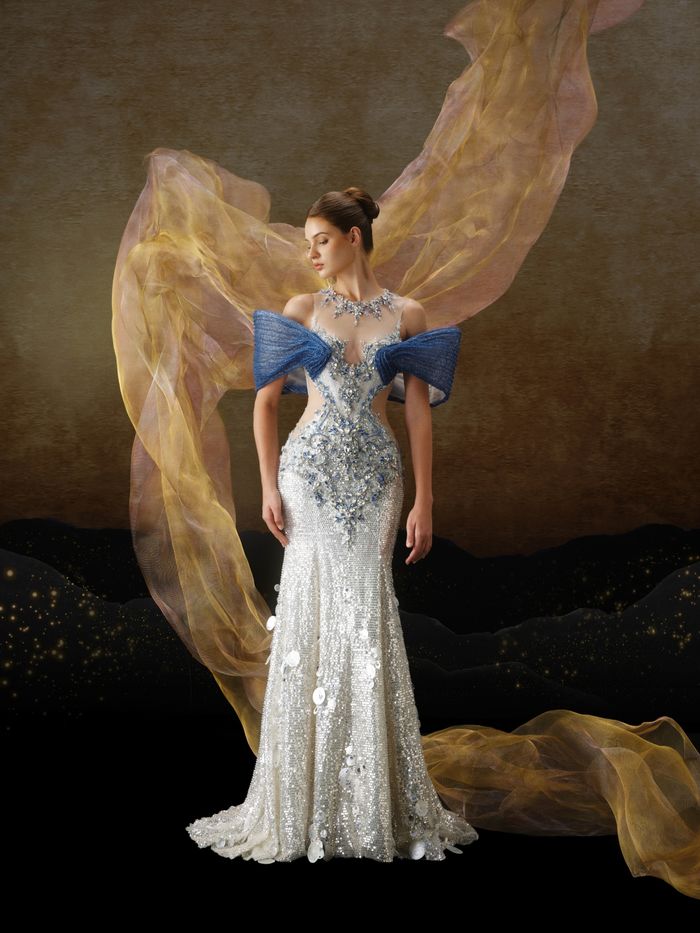 Linh Nga Couture mang BST Hồn Đất - Mạch Rồng đến Paris Fashion Week
