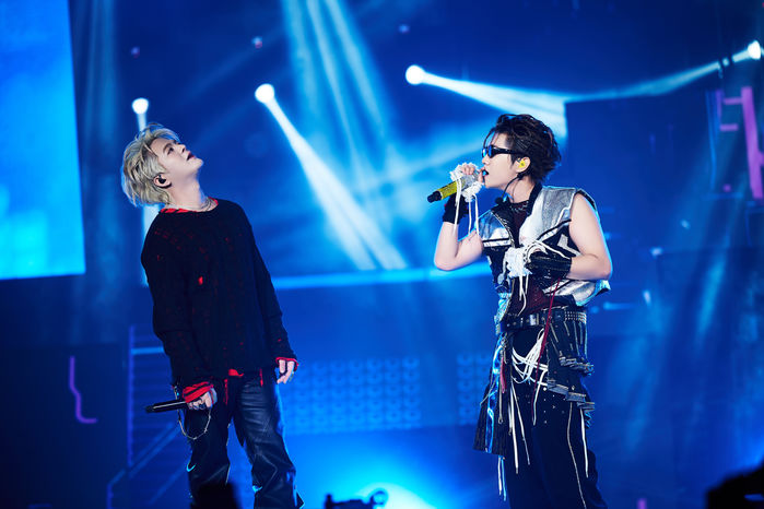 CAPTAIN BOY đưa loạt hit Anh trai “Say Hi” trở lại mini concert