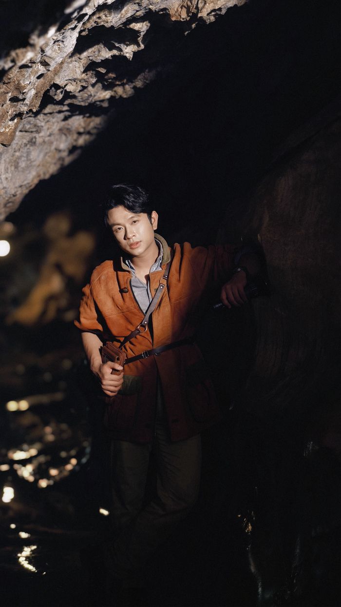 Ngọc Phụng tung MV Hoa trùng sinh đậm chất điện ảnh