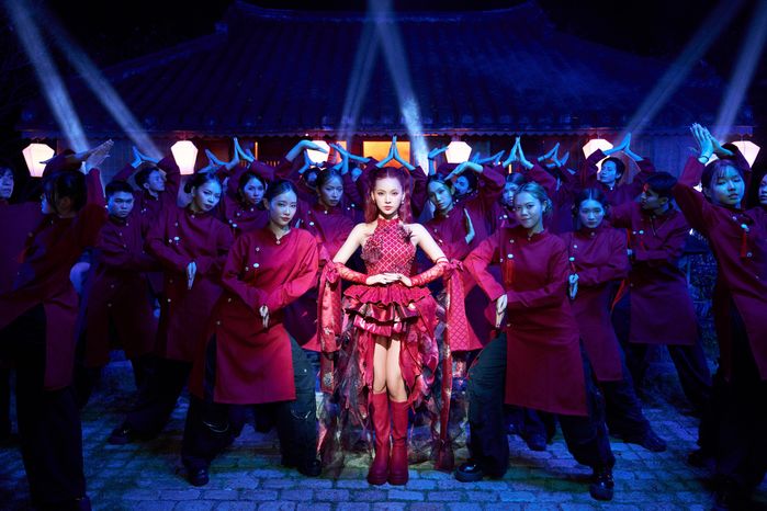 Ngô Lan Hương comeback với MV “Có công mài sắc”