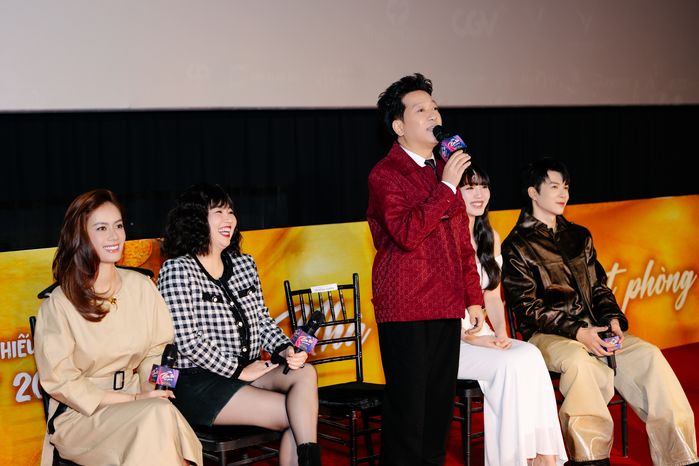 Trường Giang tâm huyết với Nhà ba tôi một phòng ở đường đua phim Tết