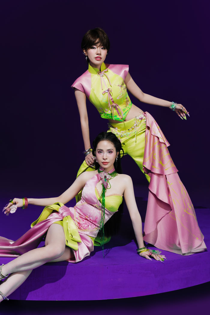 Ca nương Kiều Anh rủ dàn Chị Đẹp - Em Xinh vào MV “Nhả vía”