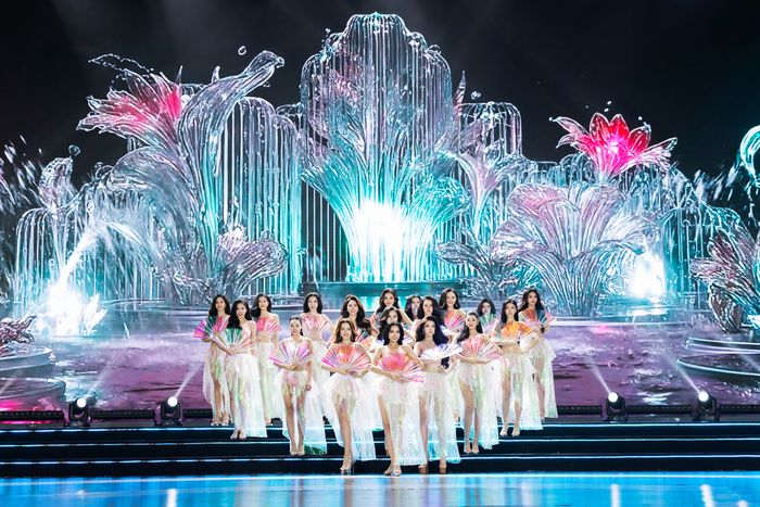 Phan Phương Oanh đăng quang Miss World Vietnam 2025