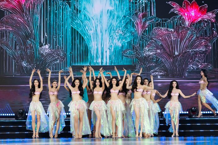 Phan Phương Oanh đăng quang Miss World Vietnam 2025